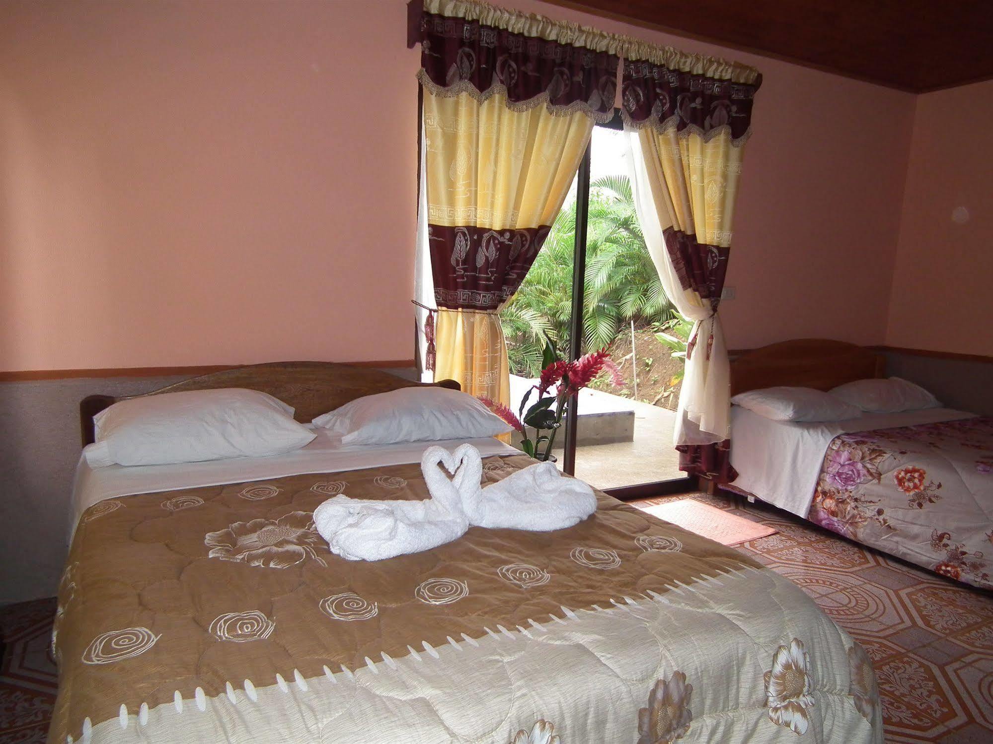 Hotel Valle Azul San Gerardo Buitenkant foto